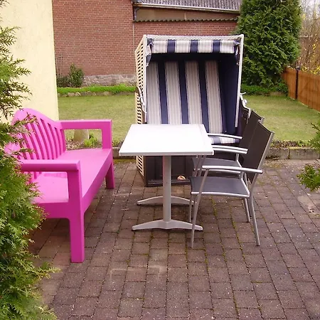 Ferienhaus Kamerun An Der Elbe Damnatz