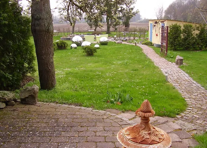 安姆埃尔伯拉德维格公寓